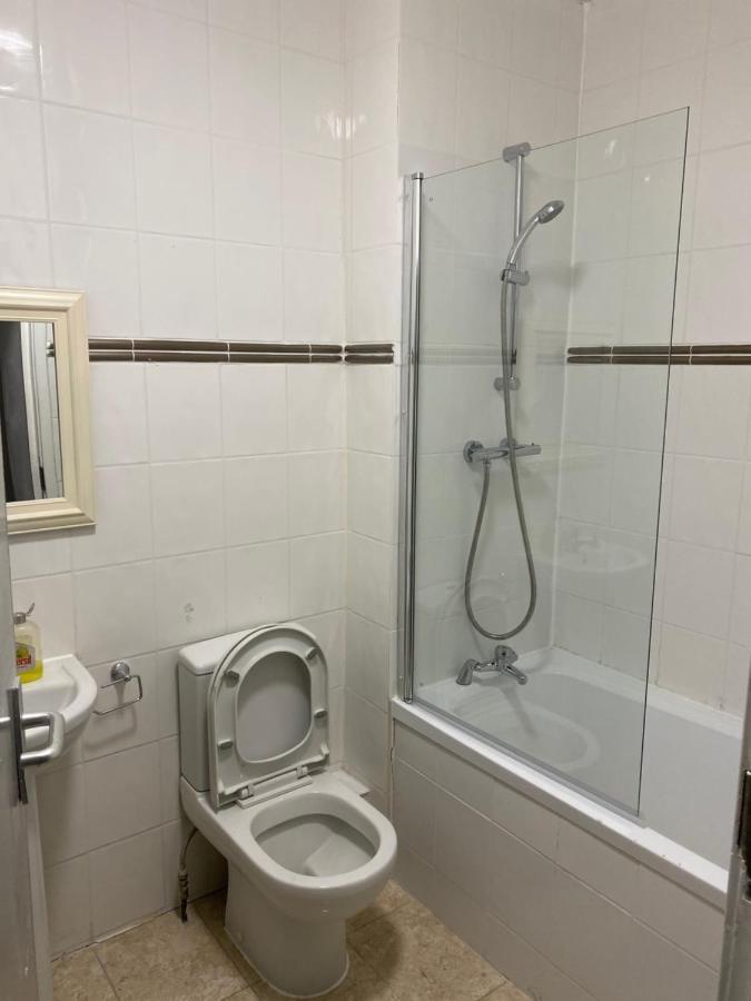 Westgate Apartments Нюкасъл ъпон Тайн Екстериор снимка