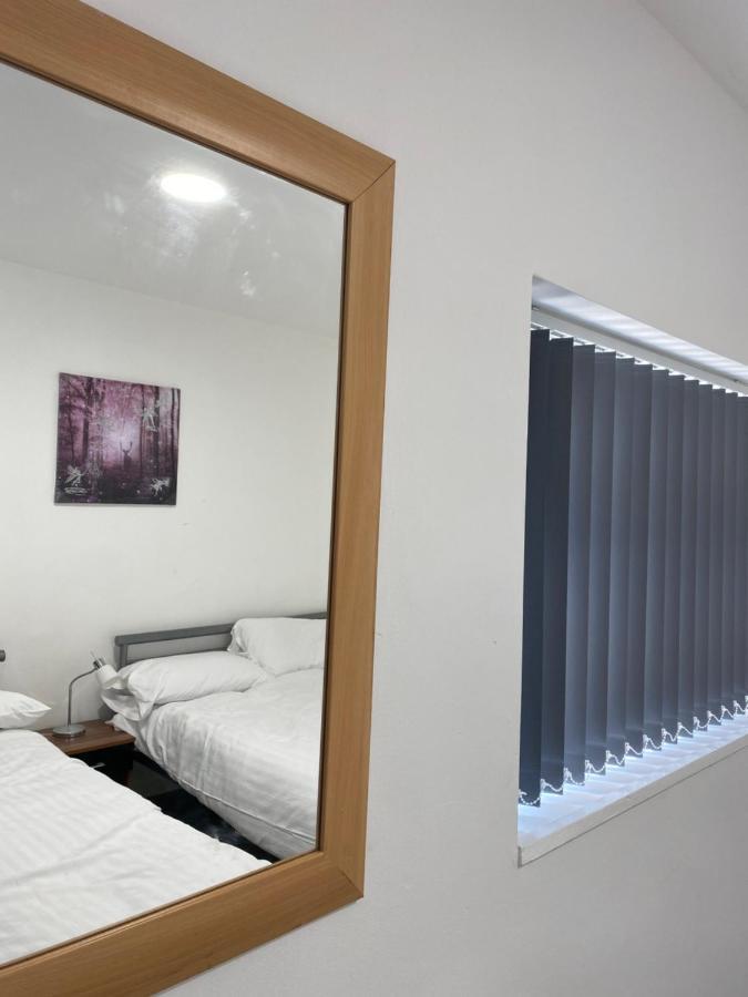 Westgate Apartments Нюкасъл ъпон Тайн Екстериор снимка