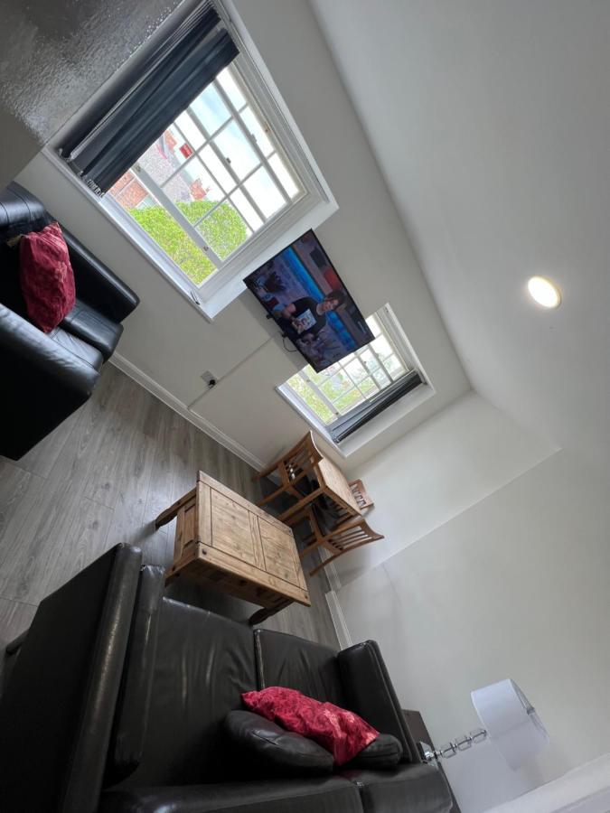 Westgate Apartments Нюкасъл ъпон Тайн Екстериор снимка