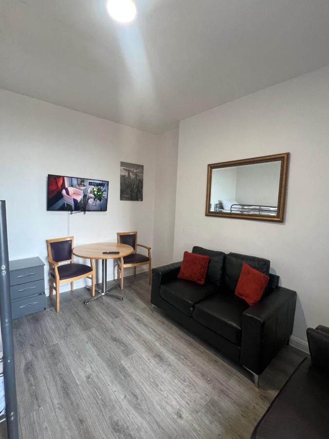 Westgate Apartments Нюкасъл ъпон Тайн Екстериор снимка