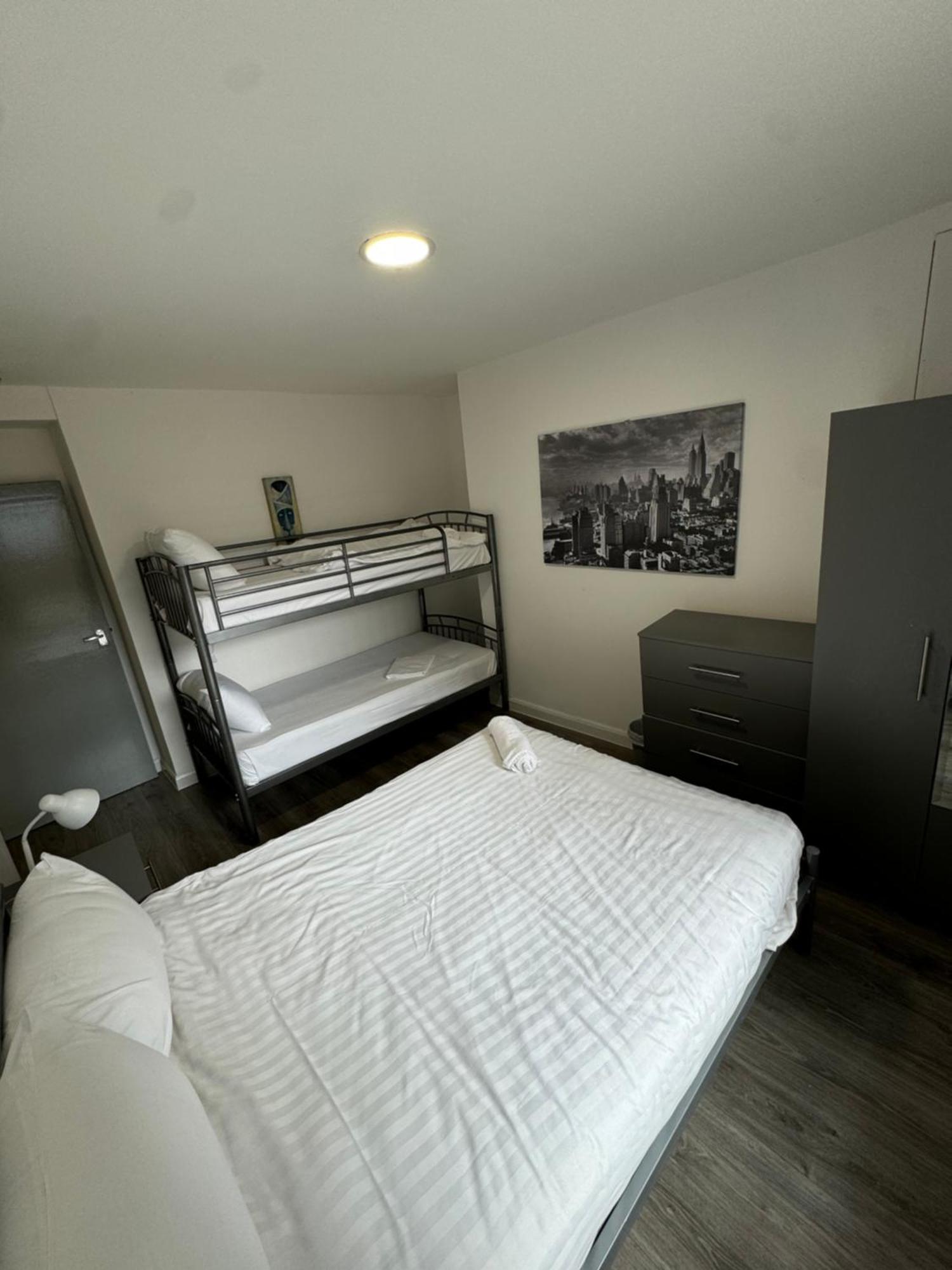 Westgate Apartments Нюкасъл ъпон Тайн Екстериор снимка